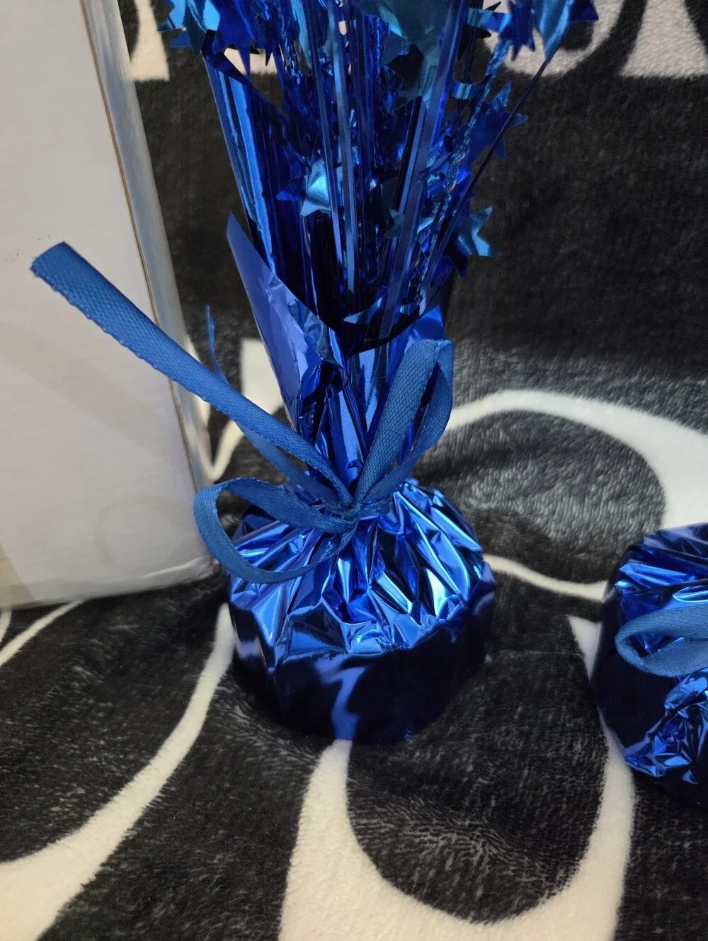N/A blue starburst